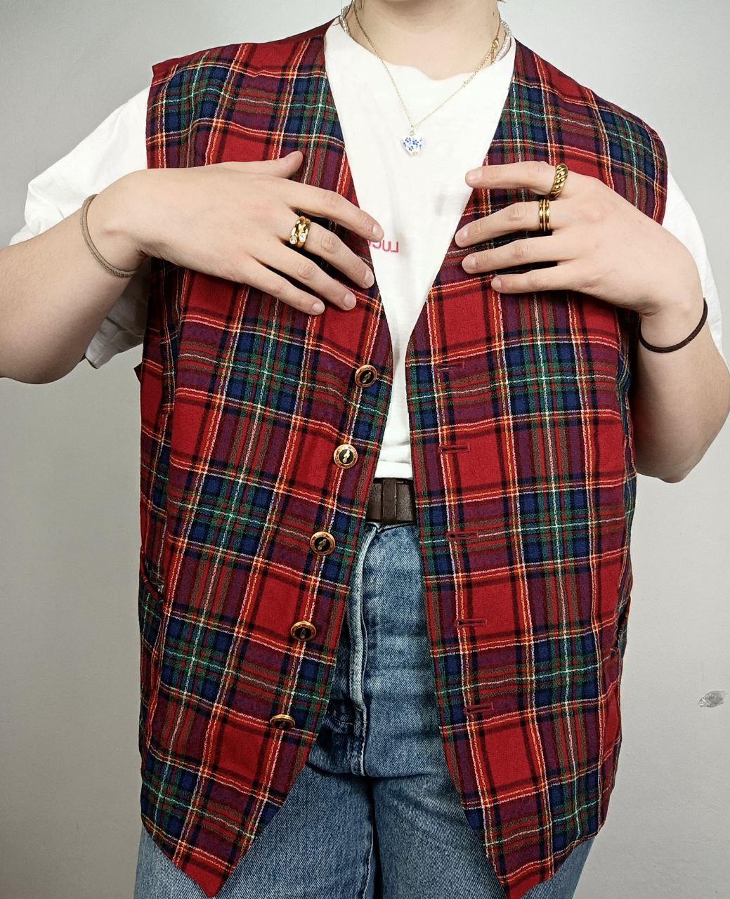 gilet vintage oversize in fantasia a quadretti scozzese tartan rosso in lana