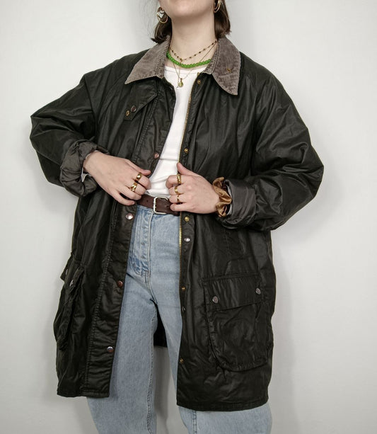 Giacca impermeabile vintage cerata color verde militare con colletto in velluto a coste