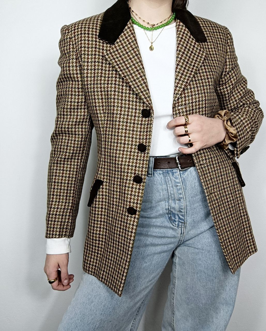Giacca blazer vintage fantasia a quadretti marrone e beige in lana, colletto in velluto a coste