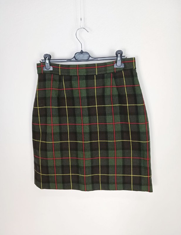 mini gonna vintage con fantasia a quadretti scozzesi tartan verde militare