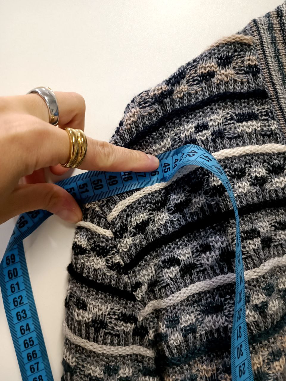 maglione cardigan vintage 80s coogi style jacquard misto lana grigio e beige